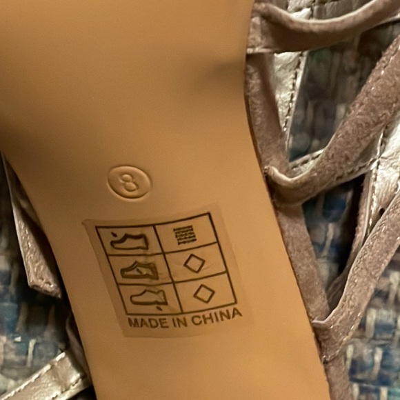 Worn Once, Excellent Condition - Picture 4 of 6